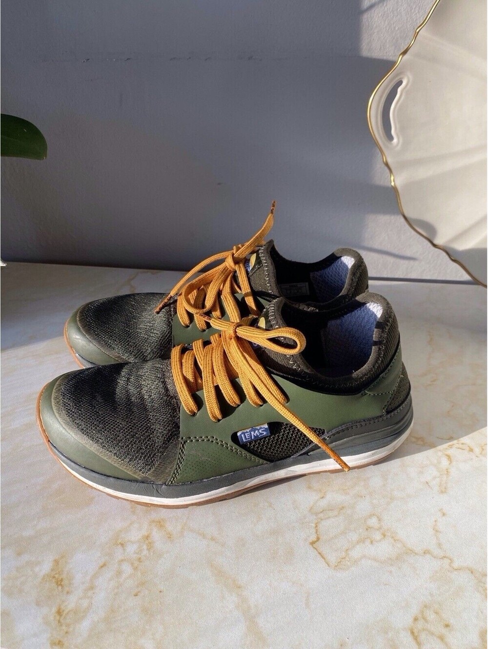 Lems mesa shoes women size 8 Outdoor Hiking walking Trail shoes  Olive